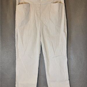 Hilary Radley Women's Striped Cream Cropped Pants. Excellent Condition.